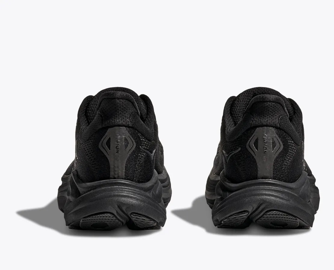 Clifton 10 Sneakers - All Black